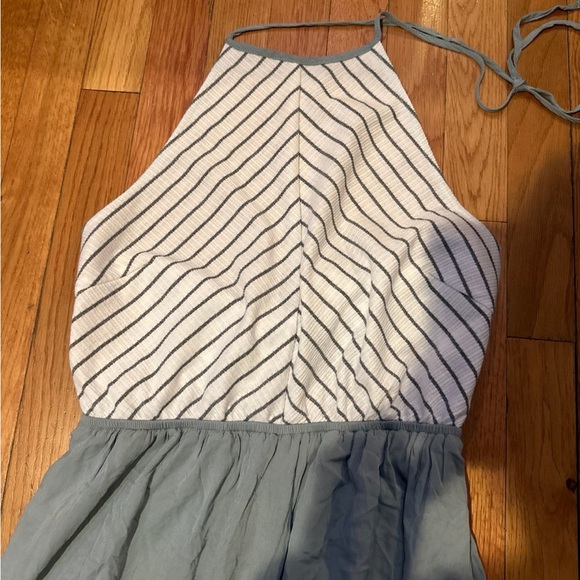 Size large maxi dress - Picture 2 of 5